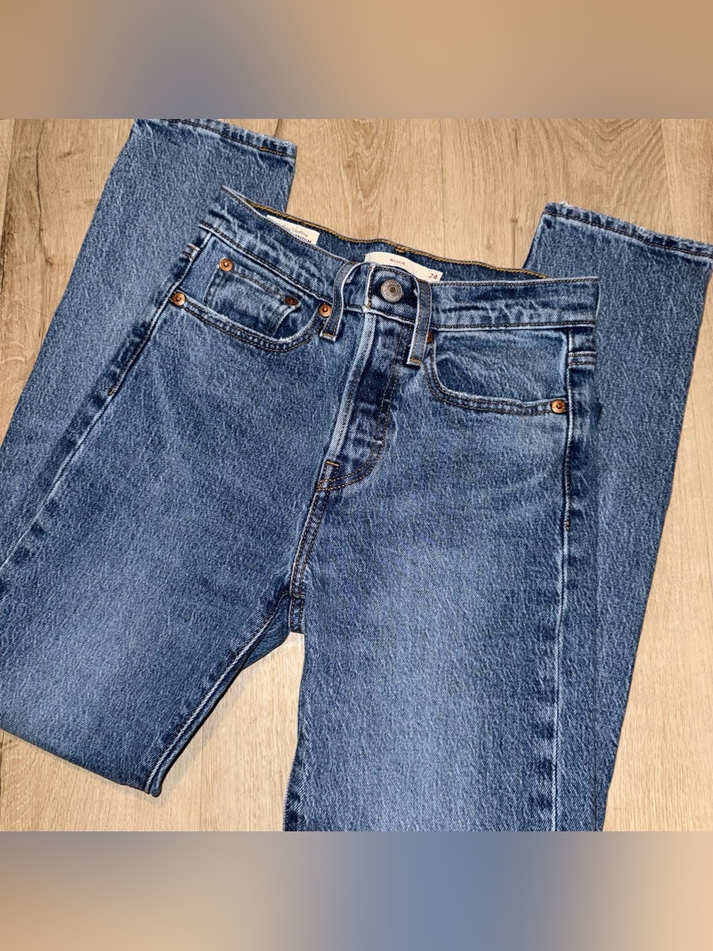 Levi's Wedgie Jeans size 24
